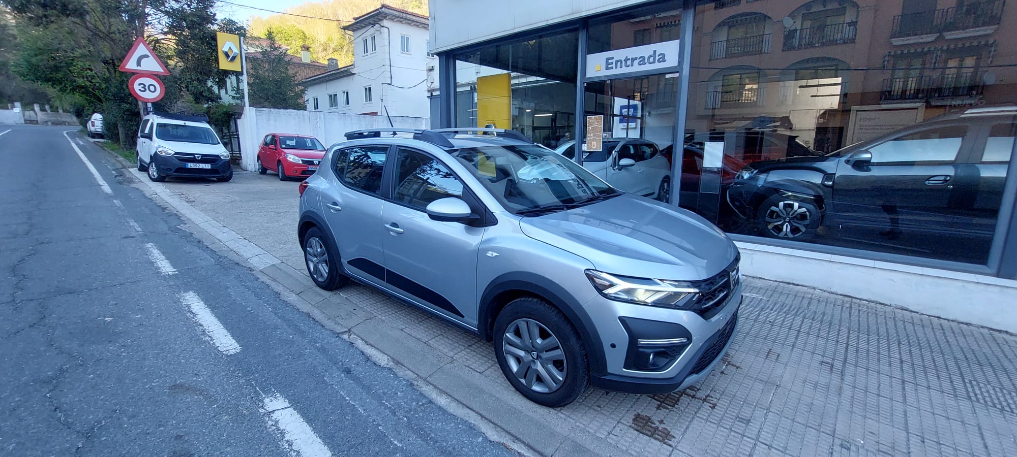 Dacia Sandero 1.0 100cv glp miniatura 2